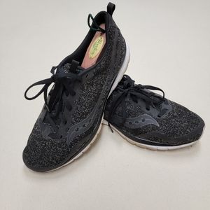 Saucony Running Shoes 11